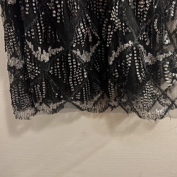 Lulu black and silver, beaded/sequence v neck spaghetti cross strap formal dress - Picture 7 of 8